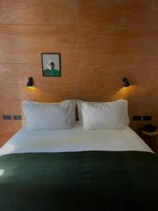 In Gallery & Spa - 98