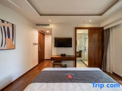 Uptown - 120