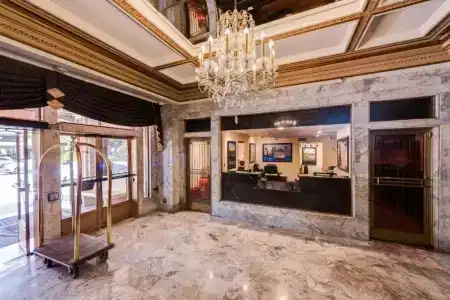 Gaslamp Plaza Suites - 18