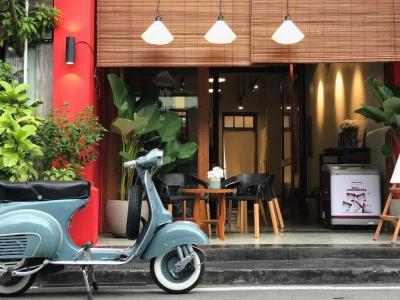Lyn's Home Boutique Hostel - 16