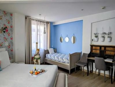 Hôtel Mademoiselle - 35