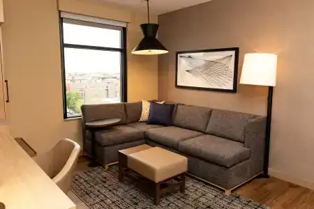 Hyatt Place Chicago Wicker Park - Brand New - 4