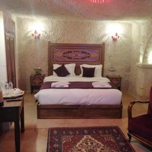 Solo Cave Suites - 31
