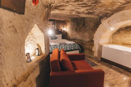 Tale Cave In - 158