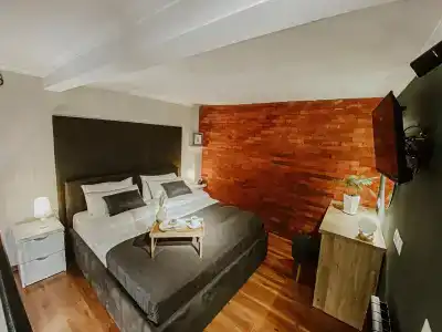 Luxury inn - 78