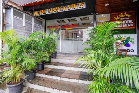 Embassy Suites - 18