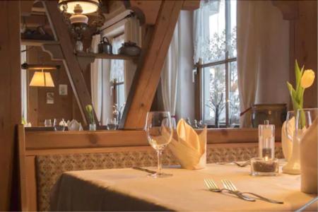 & Restaurant Grüner Baum - Die Grüne Oase Am Feldberg - 11