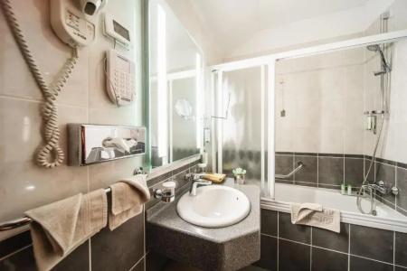 Boutique Kazbek - 103