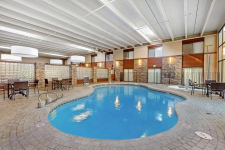 Best Western Plus Grantree Inn - 19