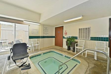 Best Western Airport Inn & Suites - 15