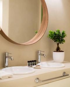 Casa Di Fiori Andros Suites - 84