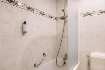 Quality Hôtel Christina Lourdes - 8