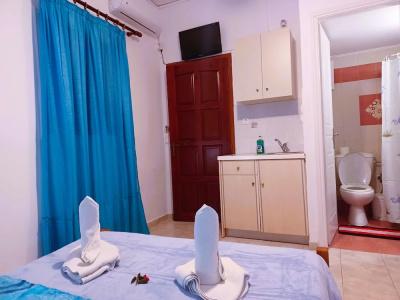 Evelina Pension! - 185