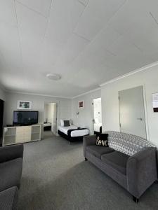 Kensington - 42