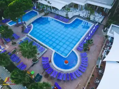 Grand Blue Fafa Resort & Spa - 13
