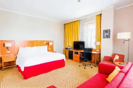 Courtyard by Marriott Pilsen - 73