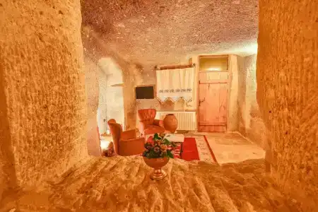 Mosaic Cave - 16