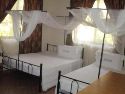 Fanaka Safaris Campsite & Lodges - 23