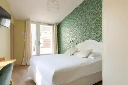 Hôtel Central - 5