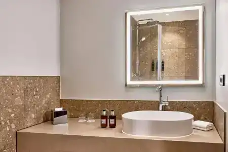 Four Points by Sheraton München Central - 8