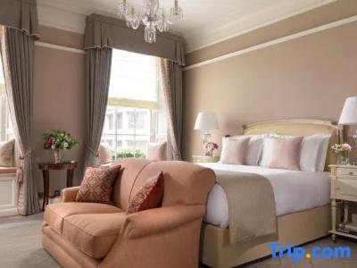 The Shelbourne, Autograph Collection - 103