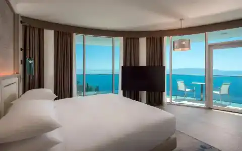 Hilton Rijeka Costabella Beach Resort And Spa - 51