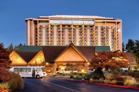 DoubleTree by Hilton Seattle Airport - 0