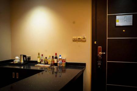 Arman Juffair Mall - 10