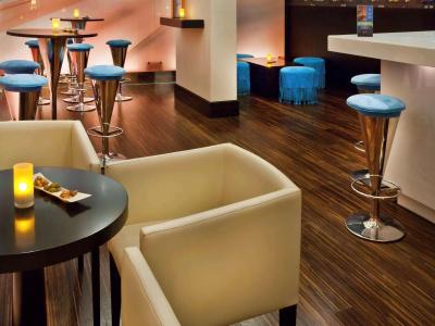 Novotel Suites Dubai Mall of the Emirates - 9