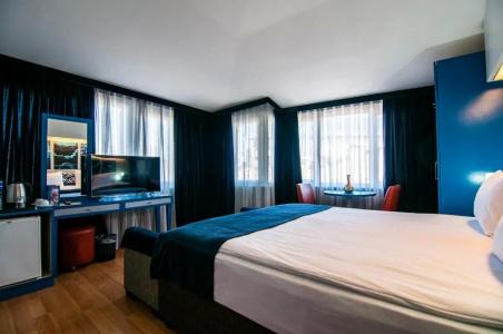 Lapis Inn & Spa ( Ex. Ambassador) - 90