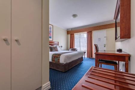 ibis Styles - 35