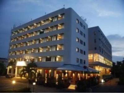 Boon Siam - 19