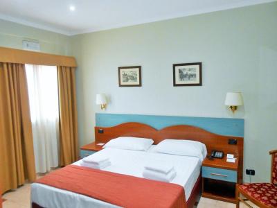 Riviera Airport, Sure Hotel Collection by Best Western - 6