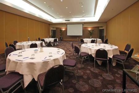 ibis Ellerslie - 20