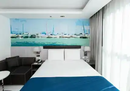 Holiday Inn Express Pattaya Central, An Ihg - Sha Extra Plus - 24