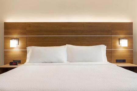 Holiday Inn Express Vancouver-Metrotown (Burnaby) - 59