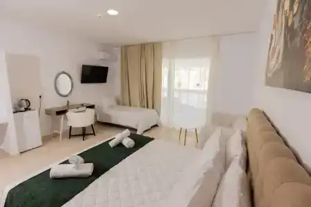 Bamboo Suites Boutique - 65