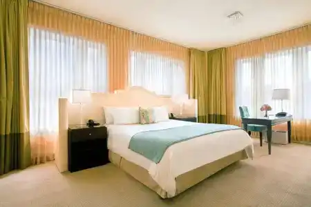 DeLuxe, a Provenance Hotel - 82