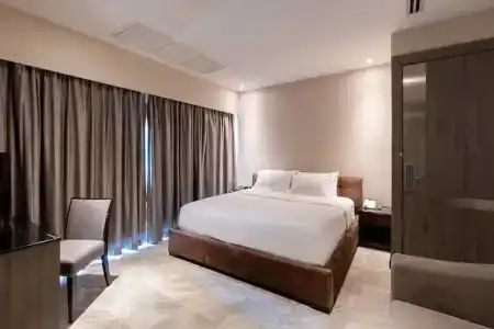 Pietra Bangkok - 97