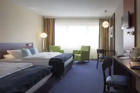 Best Western Ambassador - 95