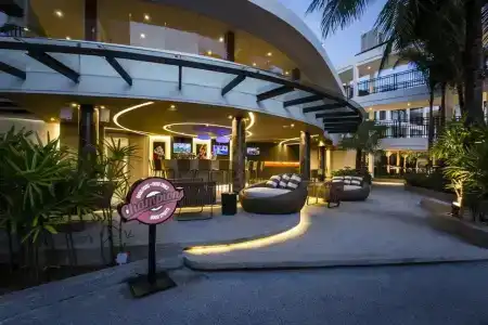 Novotel Phuket Karon Beach Resort And Spa - Sha Extra Plus - 27
