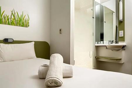 ibis budget Manchester Salford Quays - 45