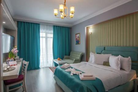 Phoenicia Express - 13