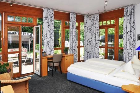 Villa Waldperlach by Blattl - 79