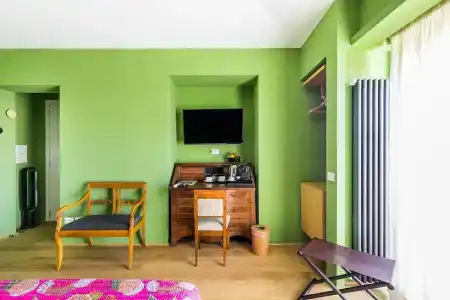 Rarity Suites - 283