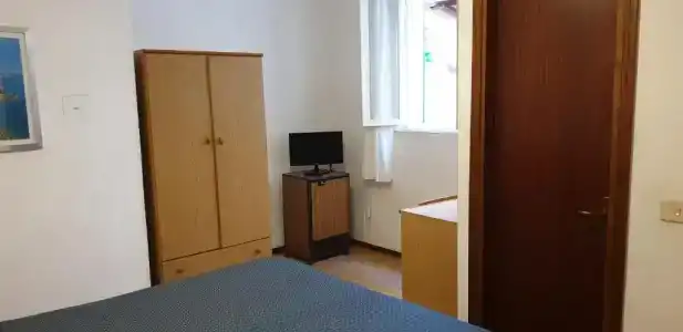 Anselmi - 28