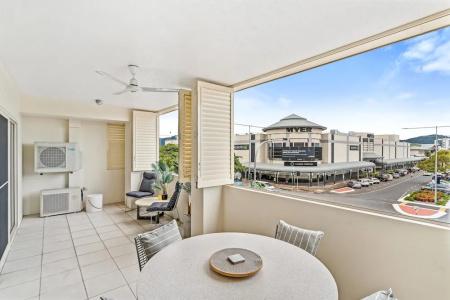 Cairns City - 114