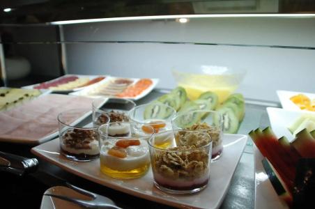 Eco Alcalá Suites - 12
