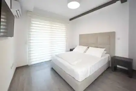 Athenian Residences - 187