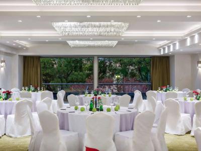 Radisson Blu Park Athens - 13